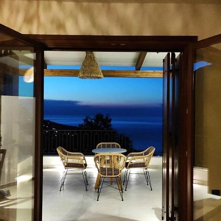 Mourésion Peri Elxis Luxury Suites المظهر الخارجي الصورة