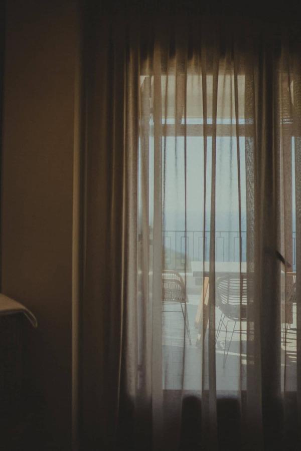 Mourésion Peri Elxis Luxury Suites المظهر الخارجي الصورة
